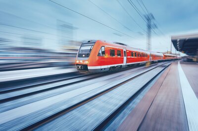 Rolling Stock Onboard Bahntechnik auf Gleisen